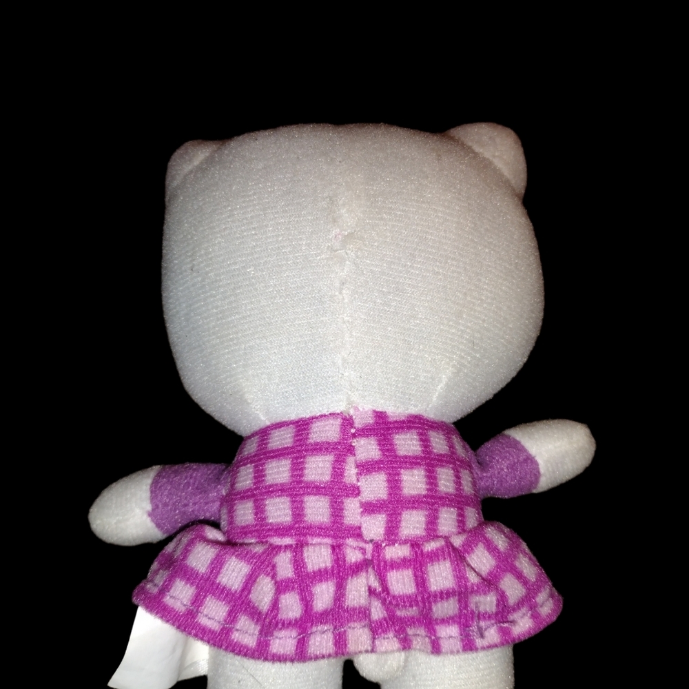 Stuffed Hello Kitty - Picture 7 of 10